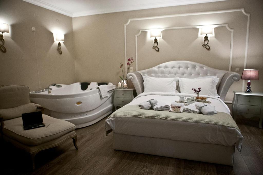 Melies Boutique Hotel Káto Loutrákion Chambre photo