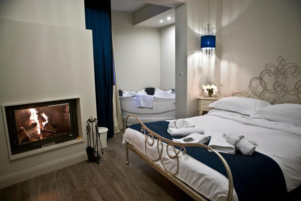 Melies Boutique Hotel Káto Loutrákion Chambre photo